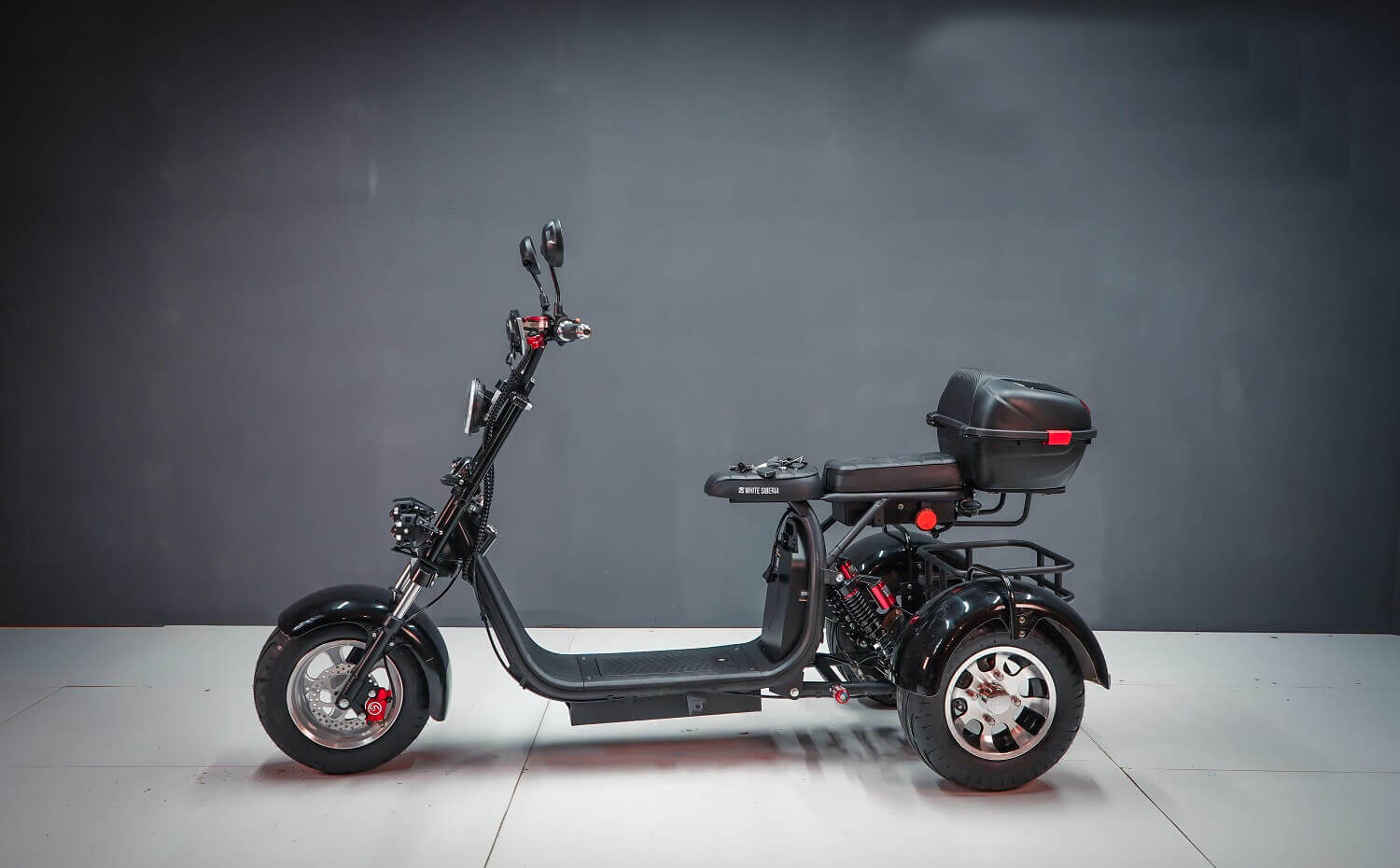 White siberia trike. WS-Pro Trike 2000 w. Citycoco WS Pro Trike 3000 w. Трайк ситикоко 3000w. Электроскутер WS-Pro трицикл citycoco 3000w.